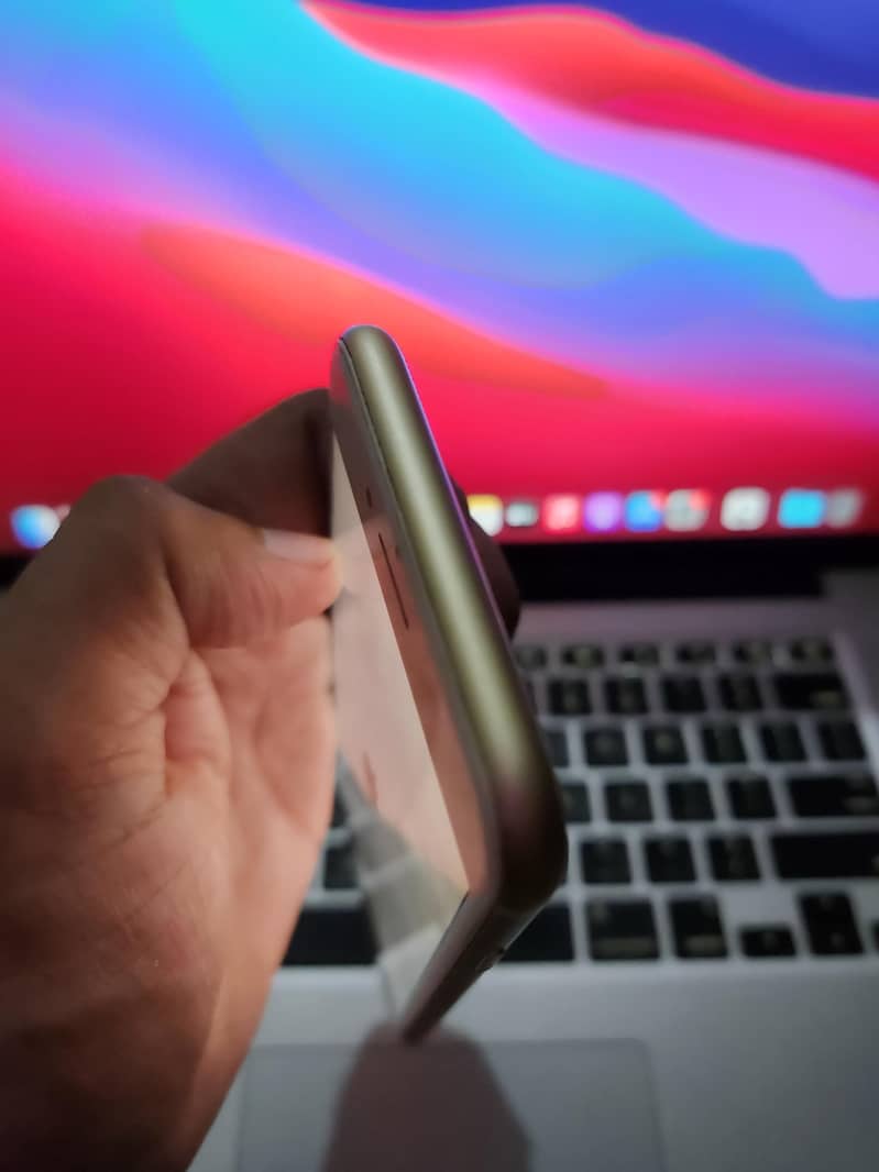 Apple iPhone 7 5