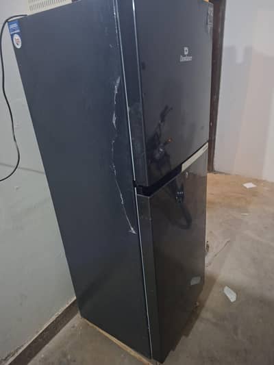Dawlance inverter refrigerater large medium size