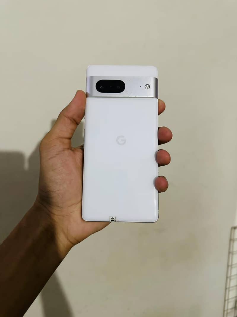 Google Pixel 7 3