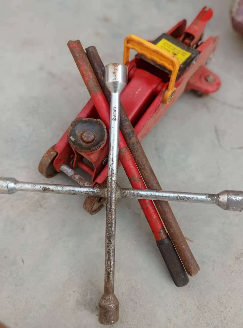 hydrolic Jack 1