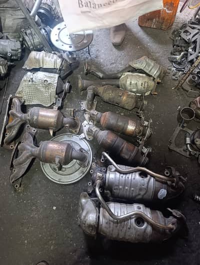 Catalytic Converter Japani & China High Qualty with warrenty