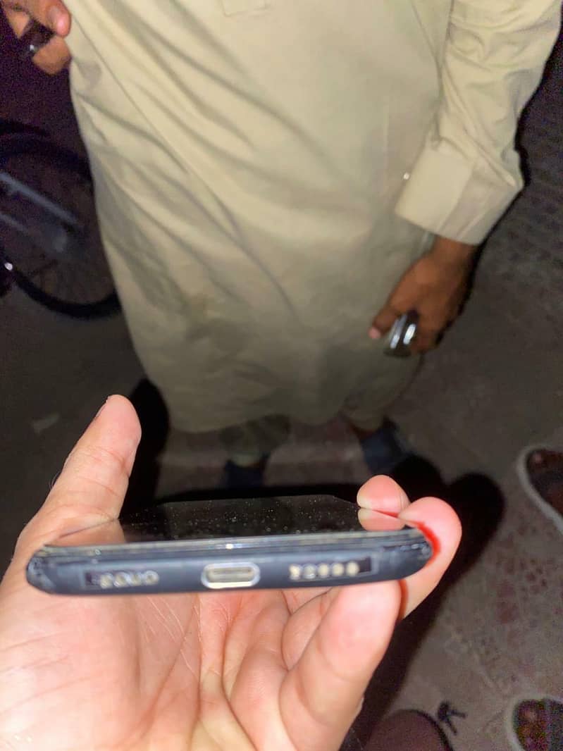 One Plus 6T 1