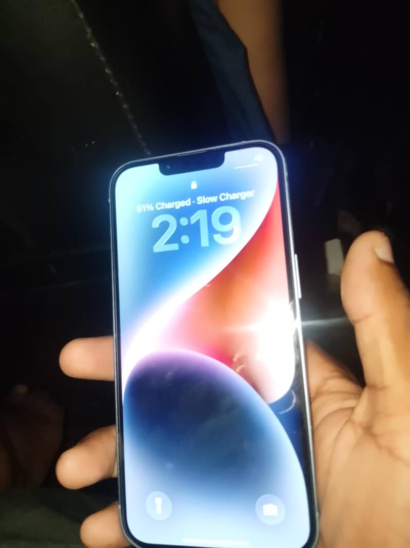 Apple iPhone 14 3