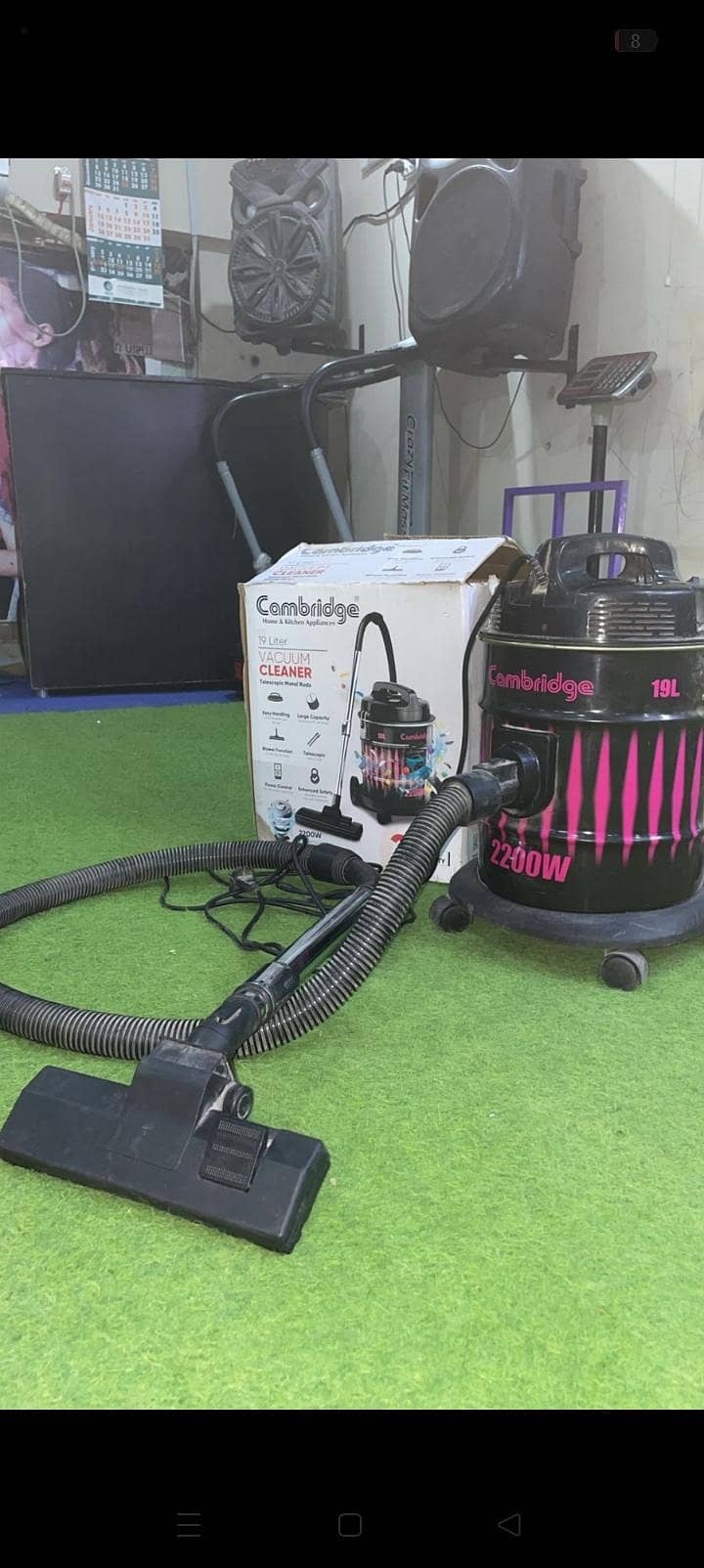 Cambridge 19L 2200W Vacuum Cleaner 1