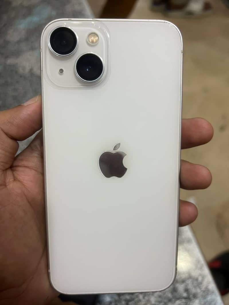 Apple iPhone 13 7