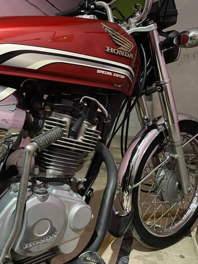 Honda 125 Special Edition