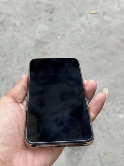 I pho 11 pro with box