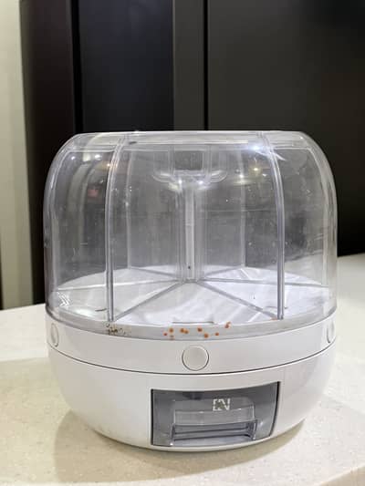 Food Container and Storage ( Lentils )