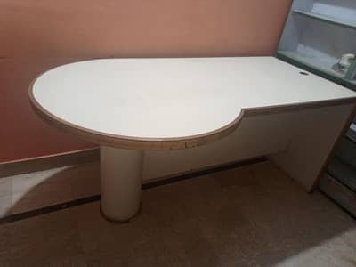 Selling Office Conference Table on urgent basis