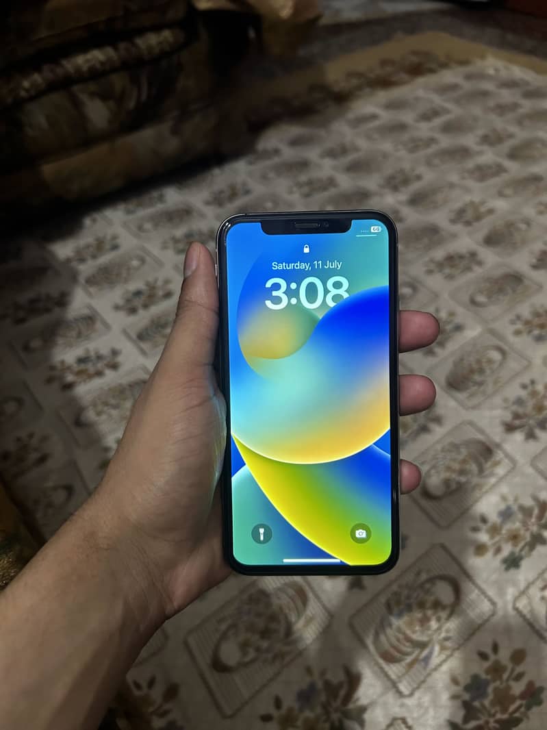 Apple iPhone X 0