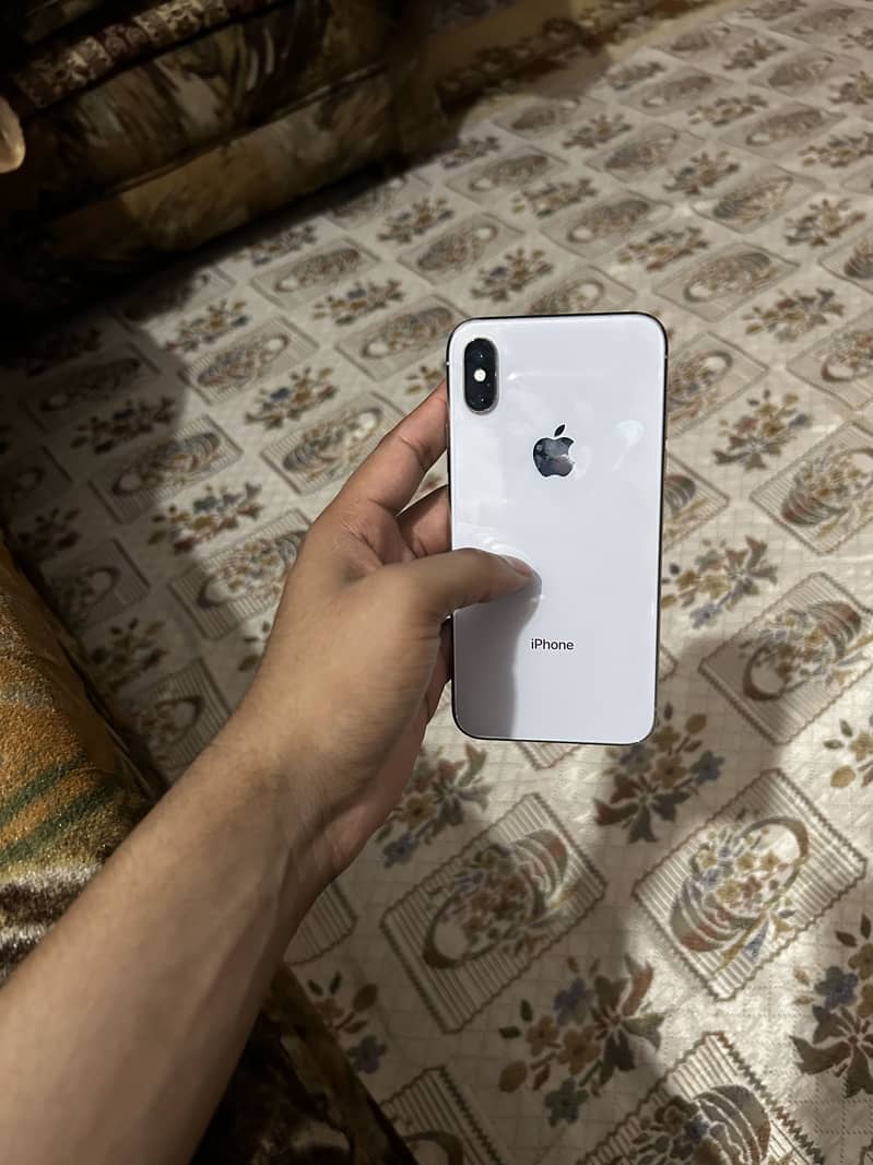 Apple iPhone X 1