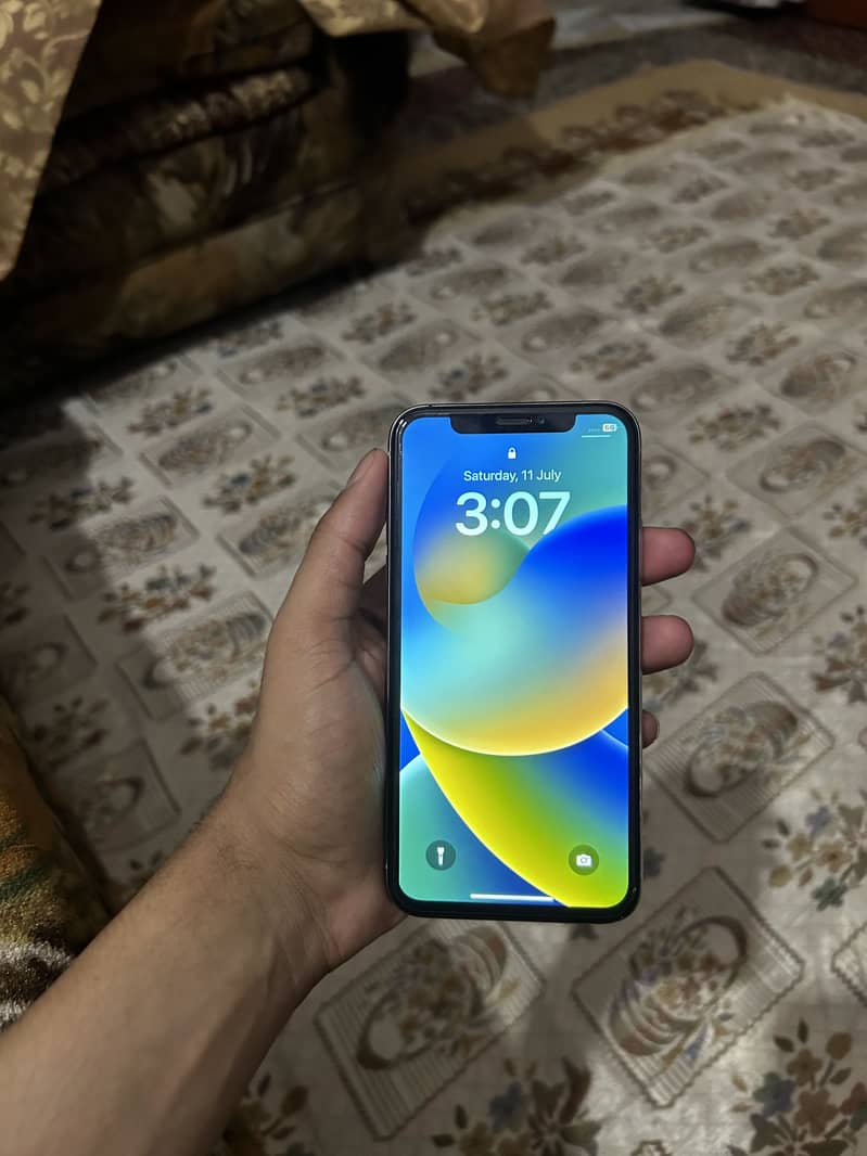 Apple iPhone X 6