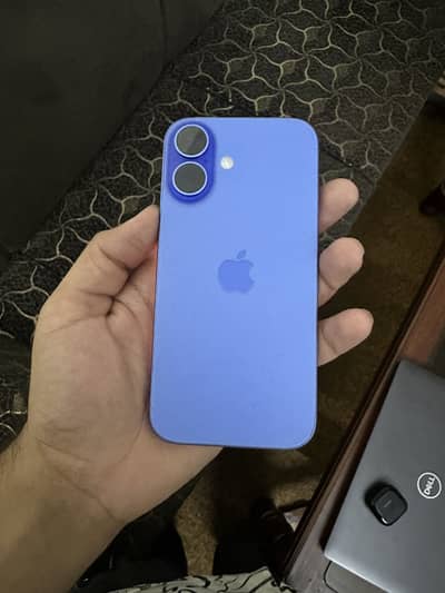 iPhone 16