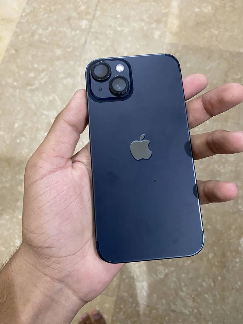 Apple iPhone 13 3