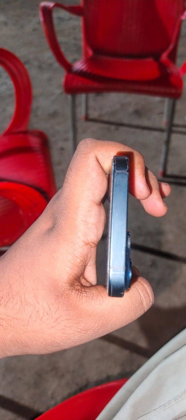 Apple iPhone 14 4