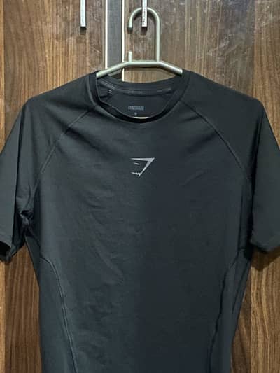 Gymshark Element baselayer T-shirt  Medium size