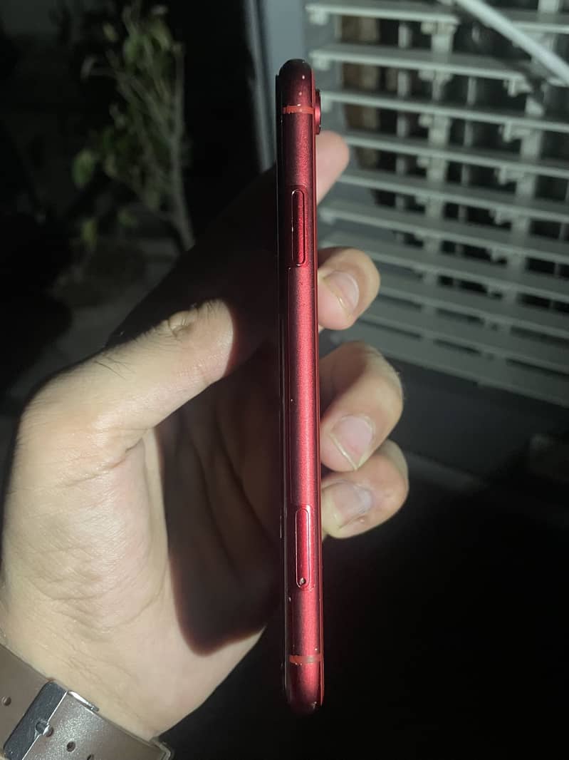 Apple iPhone XR 3