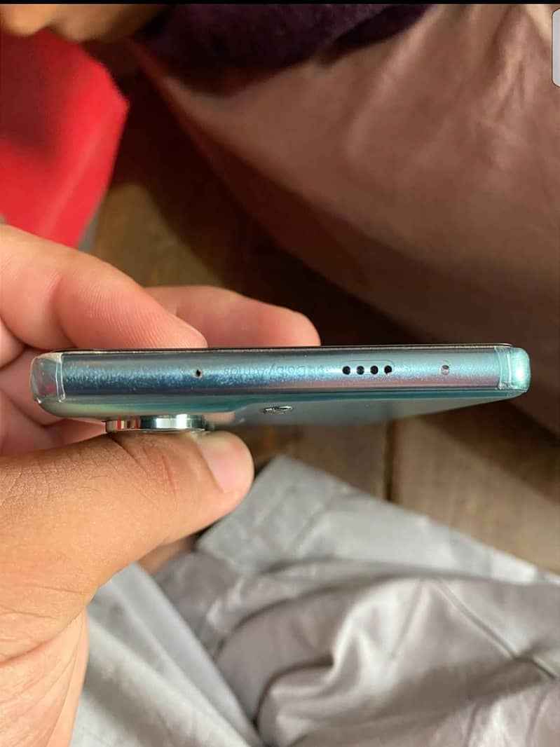 Tecno CAMON 40 Pro 3