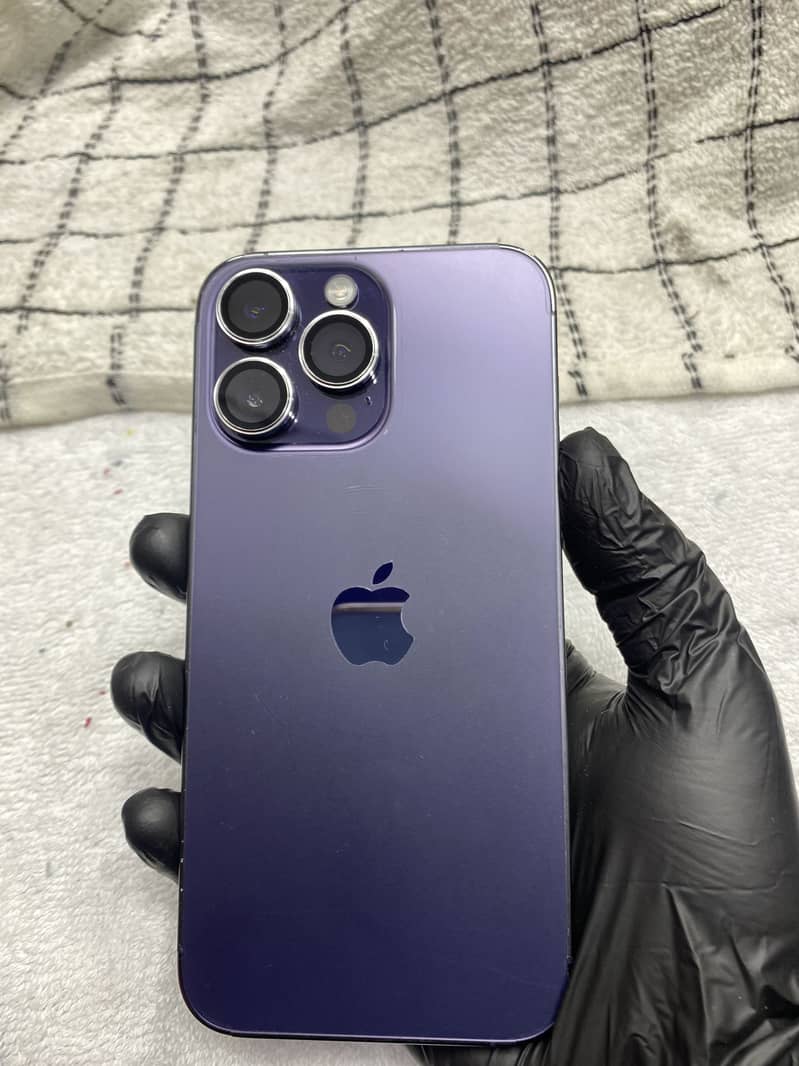 Apple iPhone 14 Pro Max 0