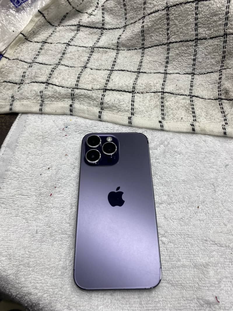 Apple iPhone 14 Pro Max 2