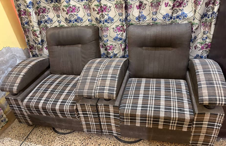 ROOM SET AND SOFAS 1