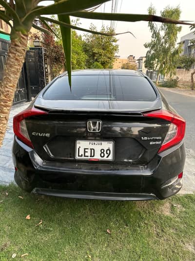 Honda Civic Oriel 2018