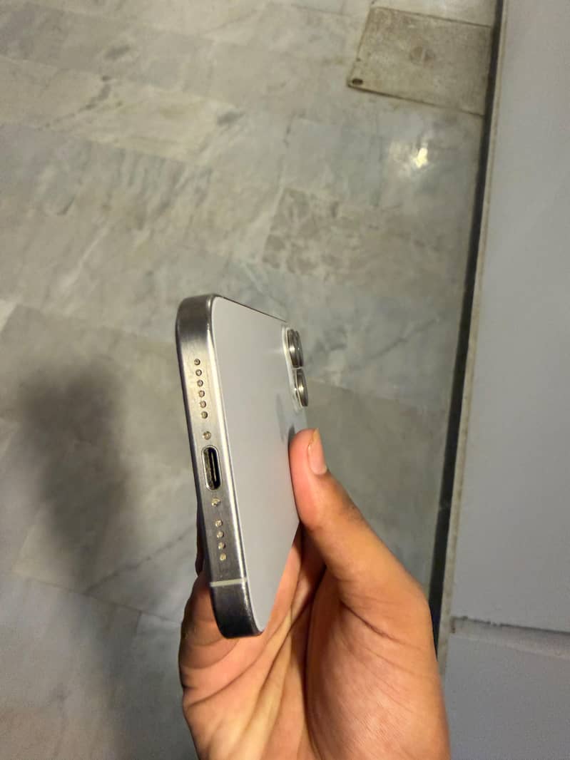 iphone 15 pro max 4