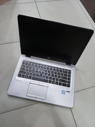 hp eliebook 840g3 in excellent condition fingerprint  sensor