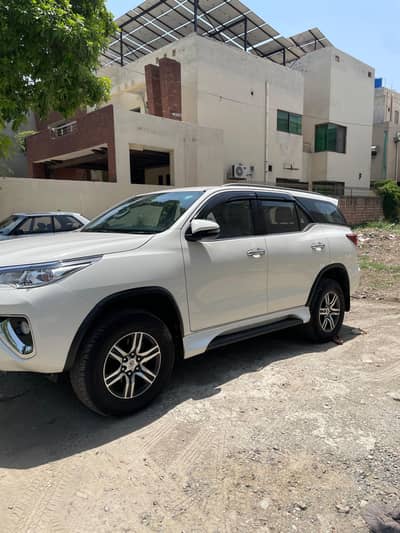 Toyota Fortuner 2020
