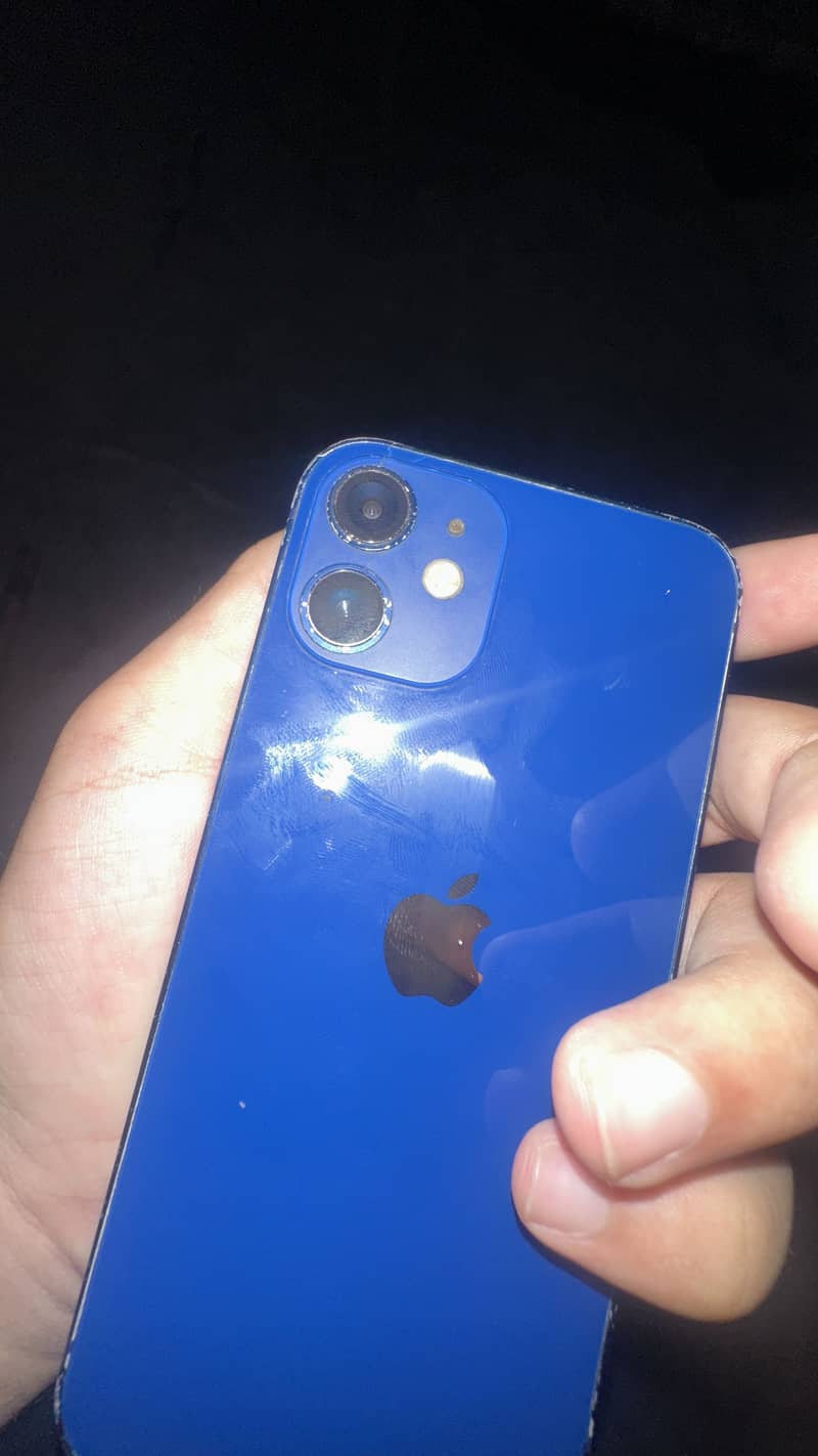 Apple iPhone 12 mini 0