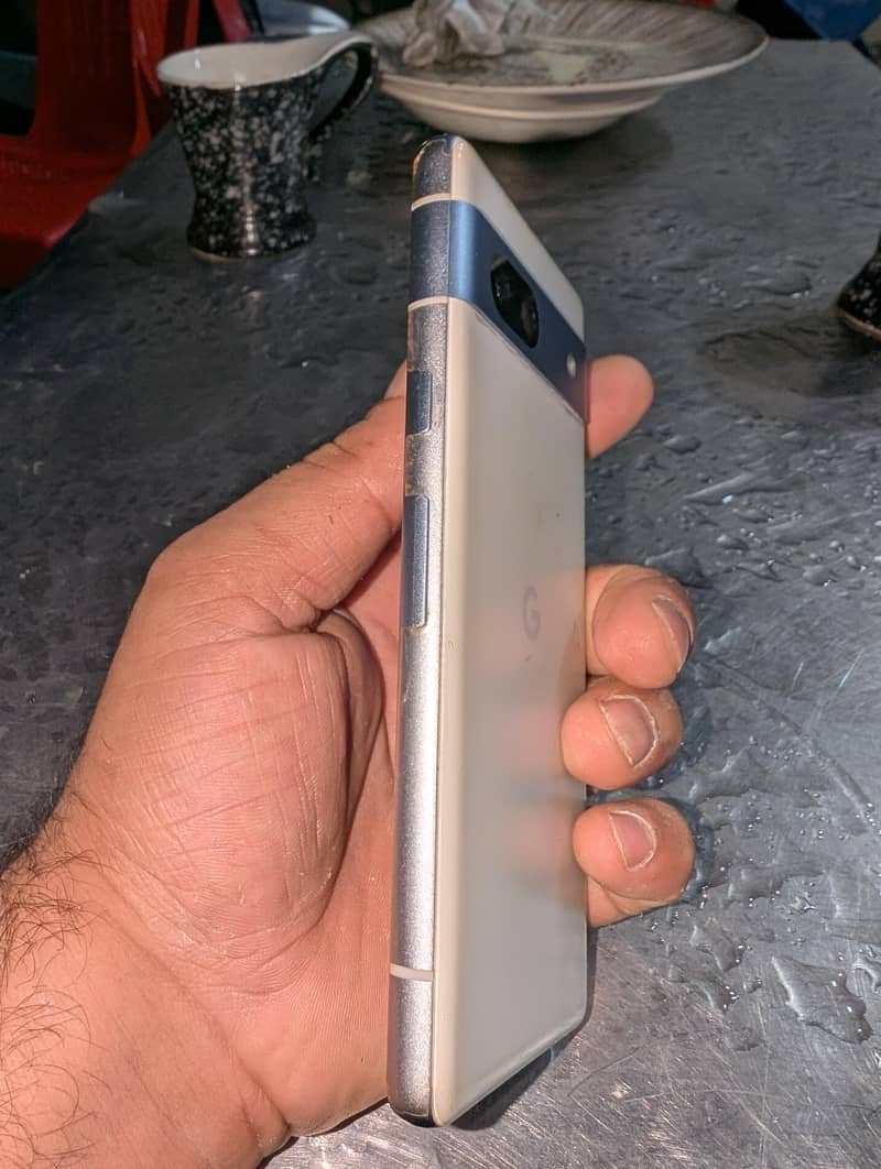 Google Pixel 7a 1