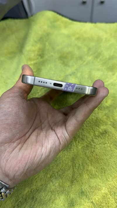 Apple iPhone 15 plus