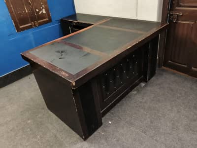 Luxury Executive L-Shape Boss Office Table For Sale