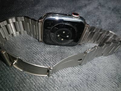 apple watch 7 stainless steel silver  45 mm gps + cellular