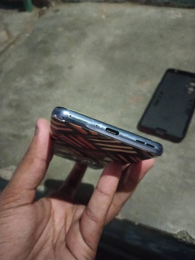One Plus 9 4