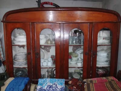 show cases