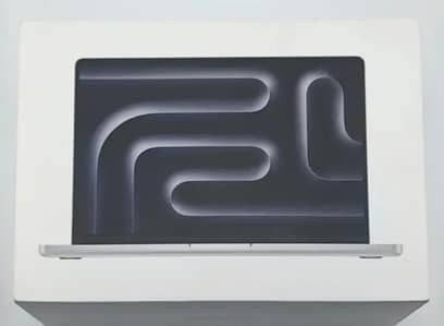 Macbook Pro-M5 24GB / 1TB Brand New Box Open Sell / Exchange