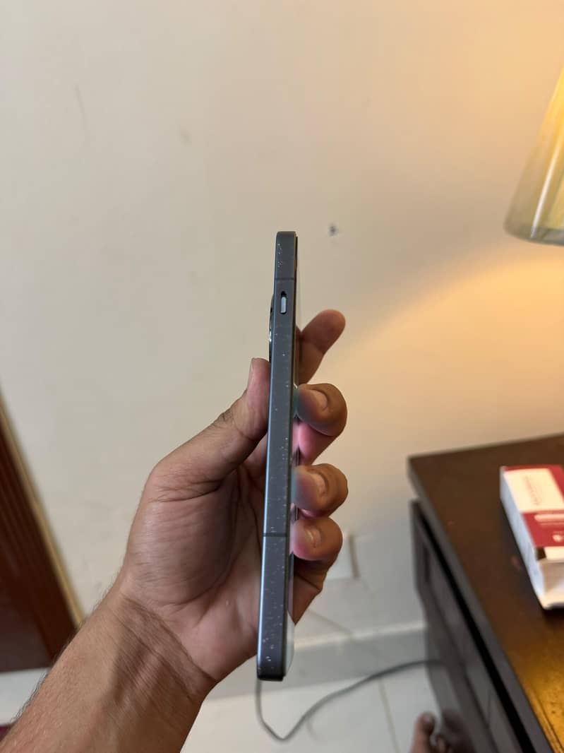One Plus 13R 4