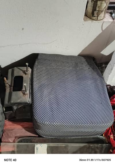 Hyundai grace seats