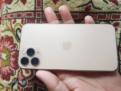 iphone 11 pro all ok total original condition 10/8