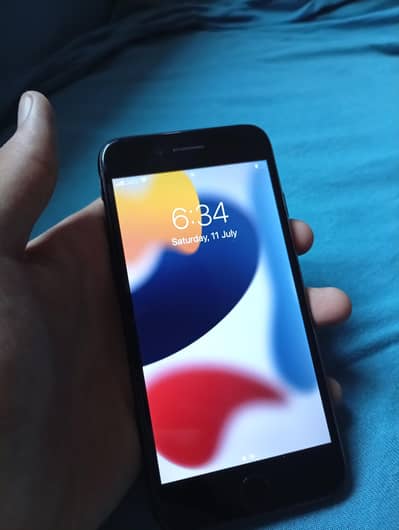 Apple iPhone 7