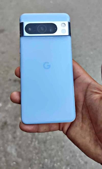 Google Pixel 8 Pro