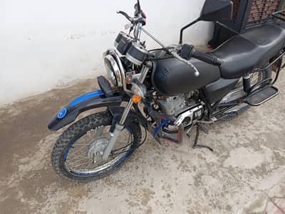Suzuki GS 150 2023 Model,