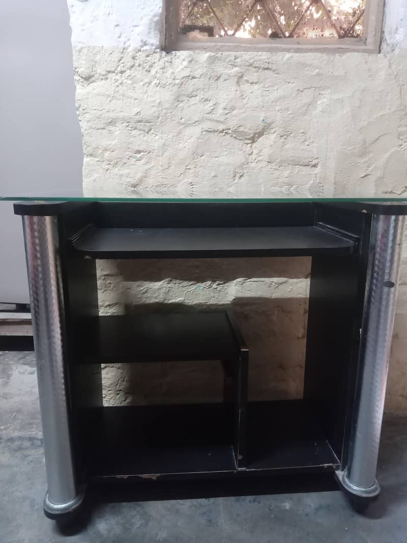 computer table 1