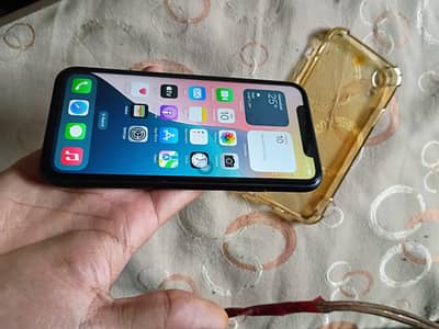Apple iPhone XR