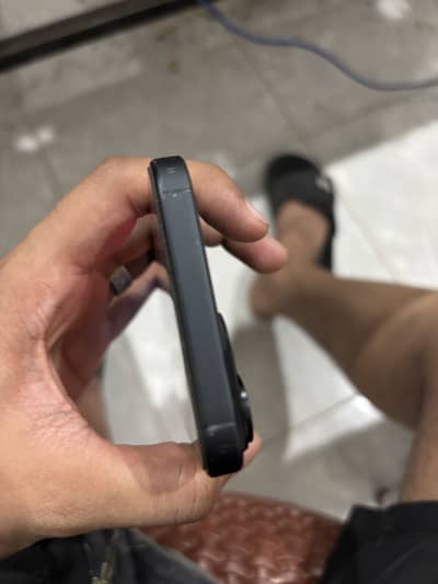 Apple iPhone 15