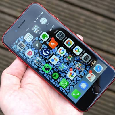 iPhone SE 2020 good condition