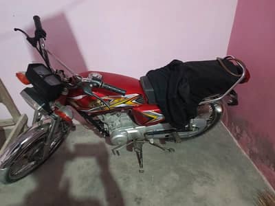 united 125