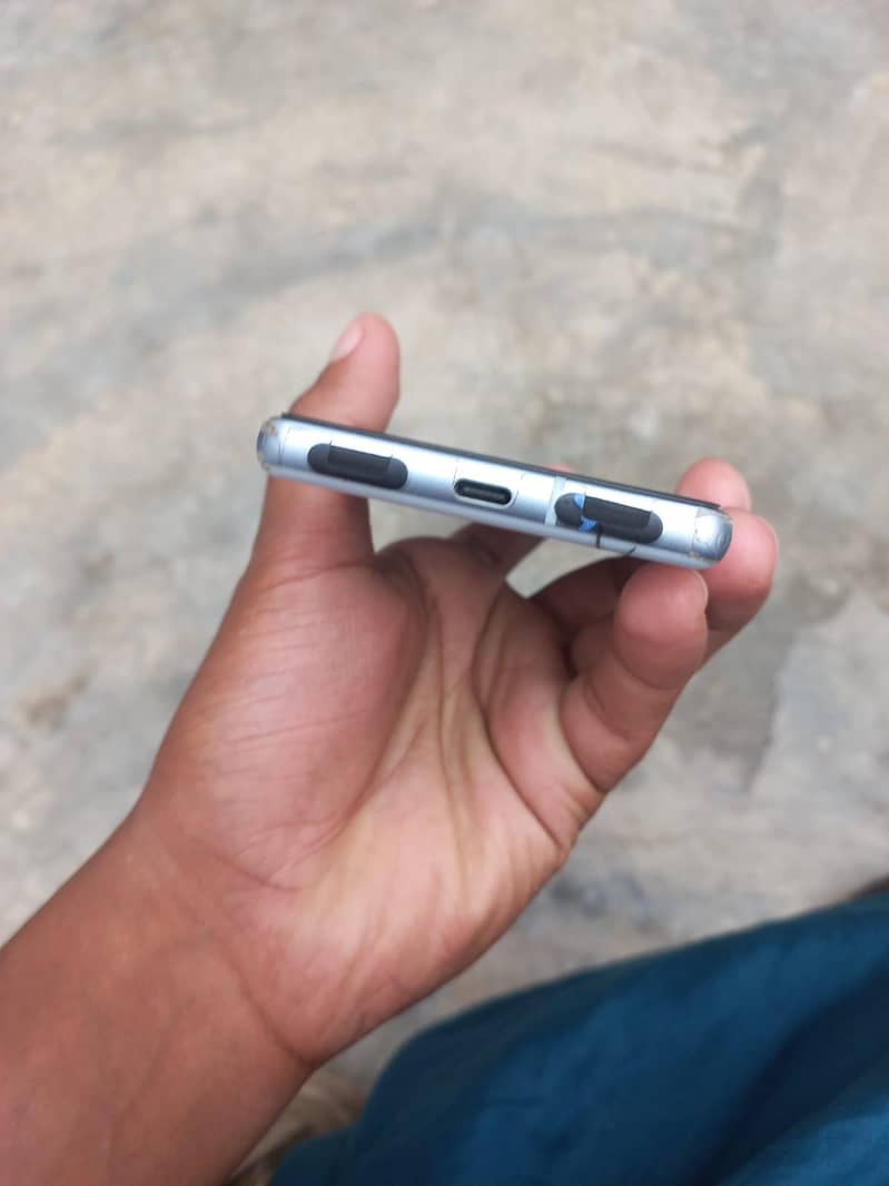 Google Pixel 7a 2