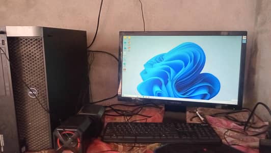 Dell Precision Tower 5810 Xeon E5-2683 v4 64GB RAM 256GB SSD